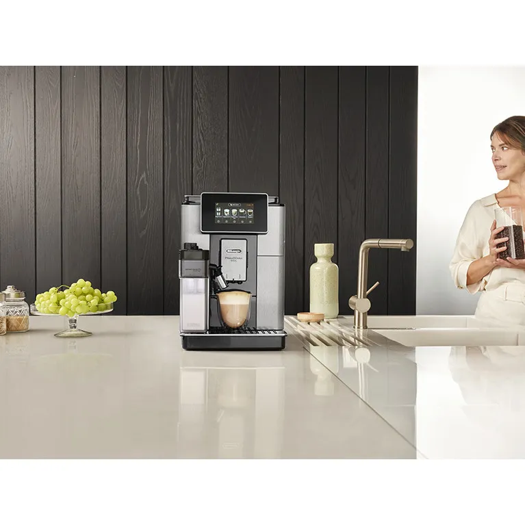 Кофемашина автоматическая DeLonghi PrimaDonna Soul ECAM610.55.SB