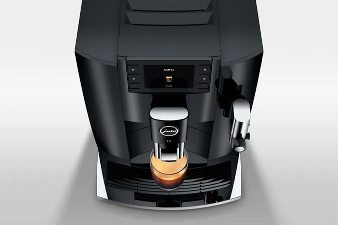 Кофемашина автоматическая Jura E8 черная 15584